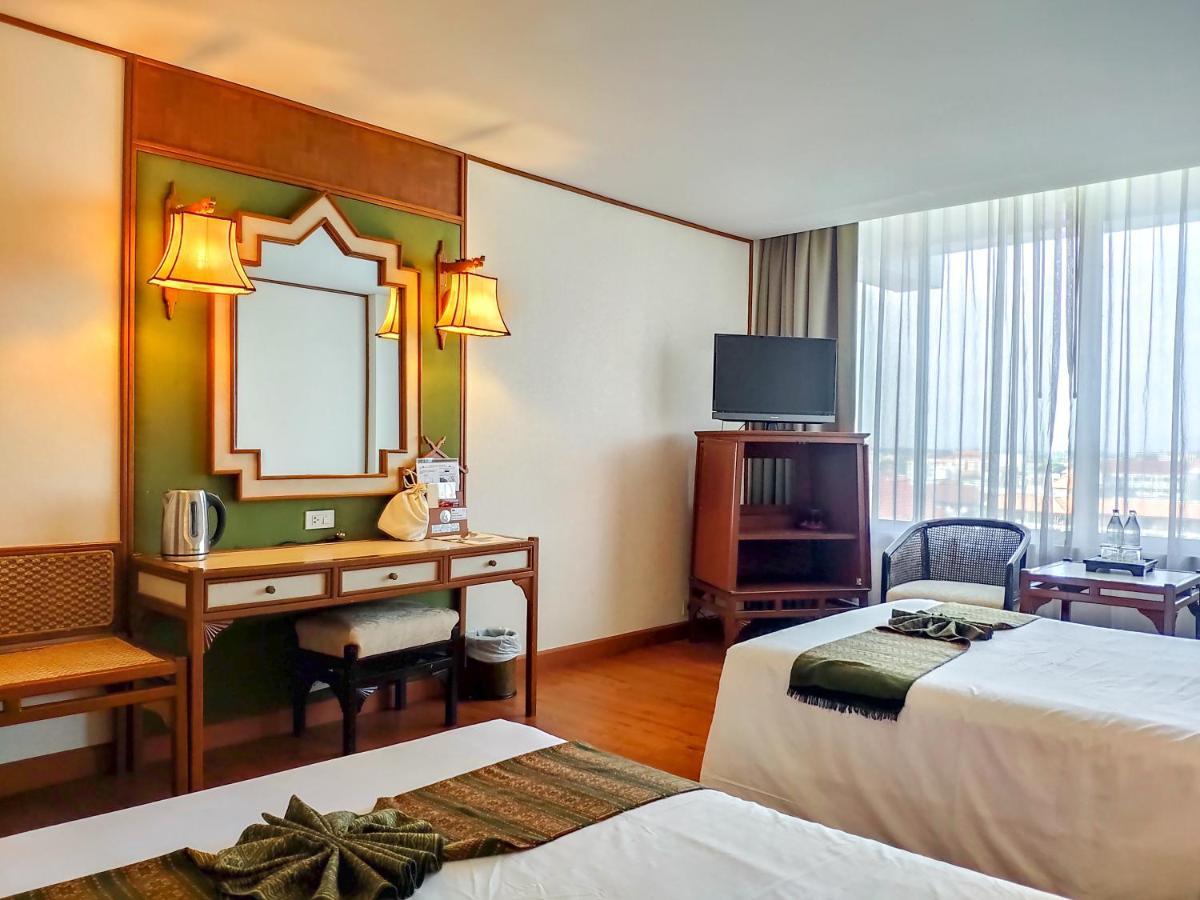 Chiang Mai Orchid Hotel Екстериор снимка