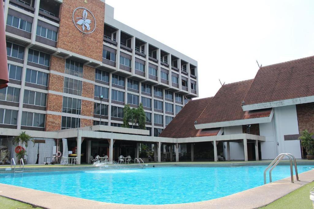 Chiang Mai Orchid Hotel Екстериор снимка